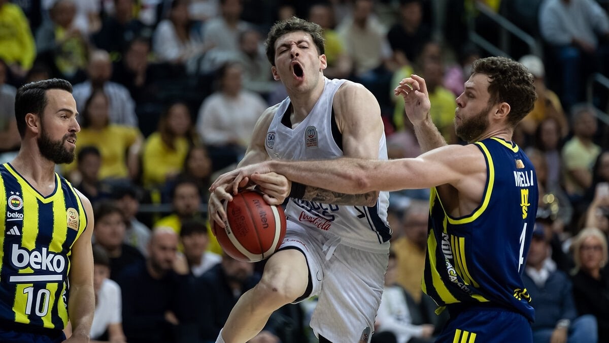 Türk takımları Fenerbahçe ile Anadolu Efes, 29 Ocak Perşembe günü
