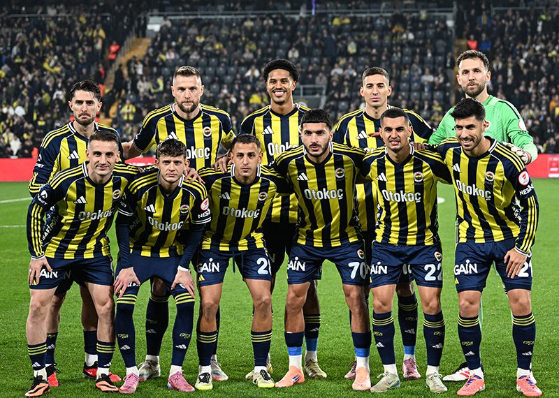 Fenerbahçe, orta saha oyuncusu Bartuğ Elmaz'ı sezon sonuna kadar Fatih
