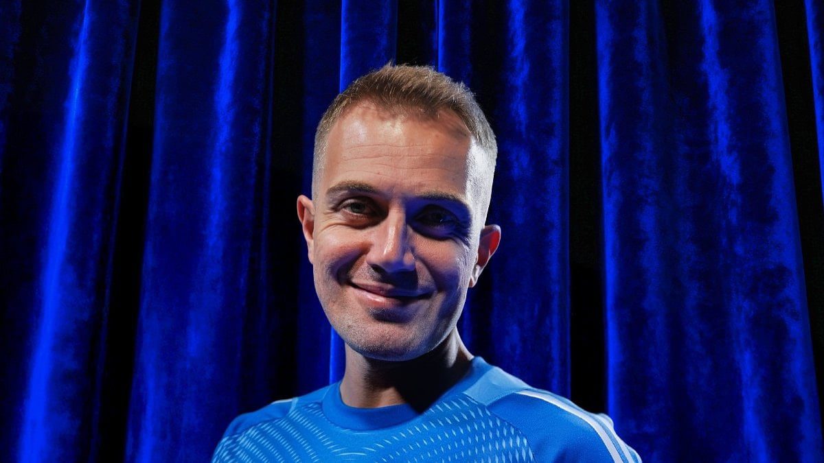 Fenerbahçe, Beşiktaş'tan ayrılan 36 yaşındaki milli kaleci Mert Günok'u transfer