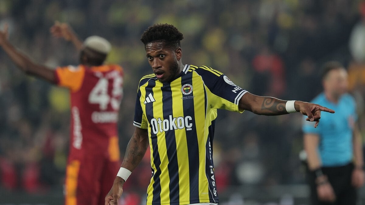 Fenerbahçe'nin Brezilyalı orta sahası Fred'in Hollanda'dan sürpriz bir talibi çıktı.