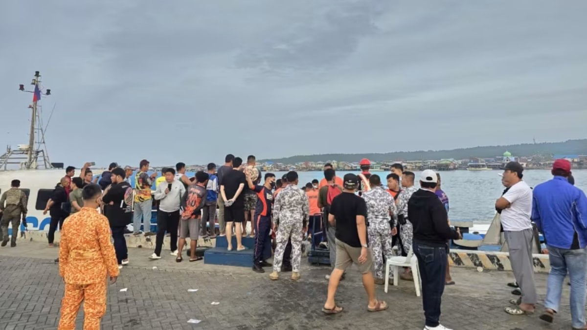 Filipinler'in Mindanao bölgesinde 359 kişiyi taşıyan feribotun batması sonucu ilk