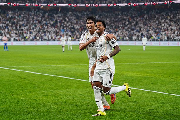 Real Madrid, İspanya Süper Kupa yarı finalinde Atletico Madrid'i 2-1'le