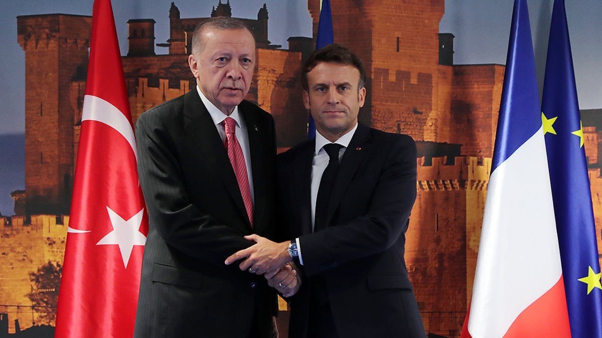 Cezayir, Fransız sömürgeciliğini 'devlet suçu' ilan eden yasayı kabul ederek