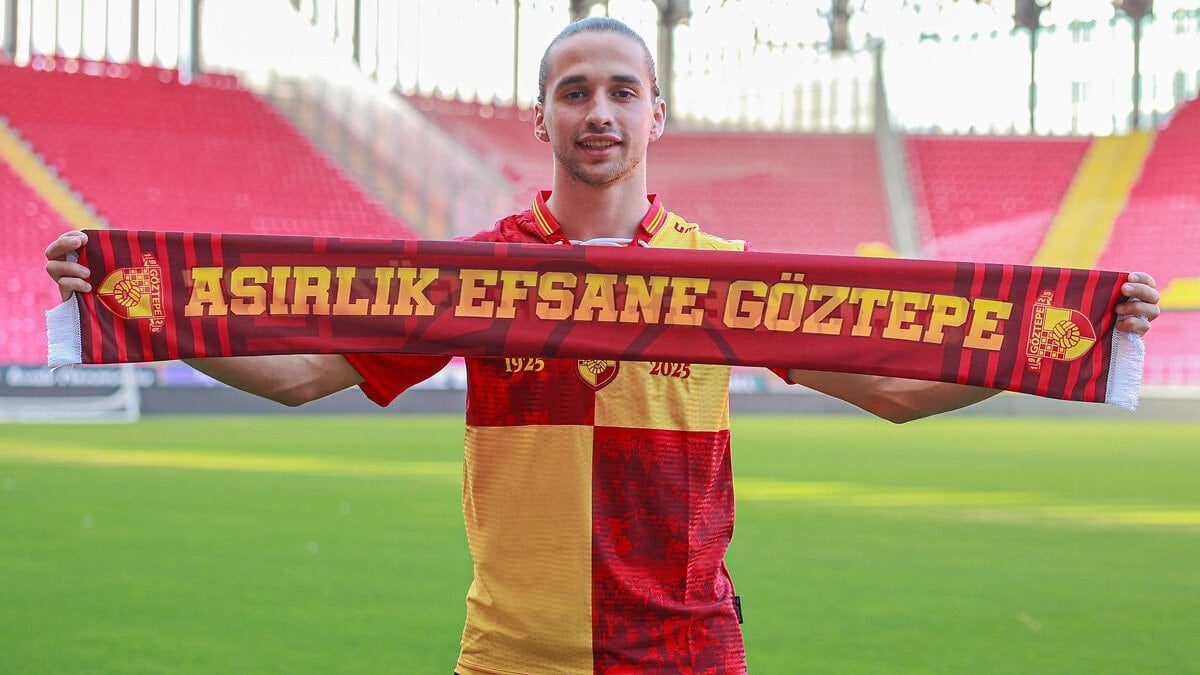Galatasaray ara transfer döneminde kadrosunu güçlendirmek adına çalışmalarını hızlandırırken sarı-kırmızılıların,