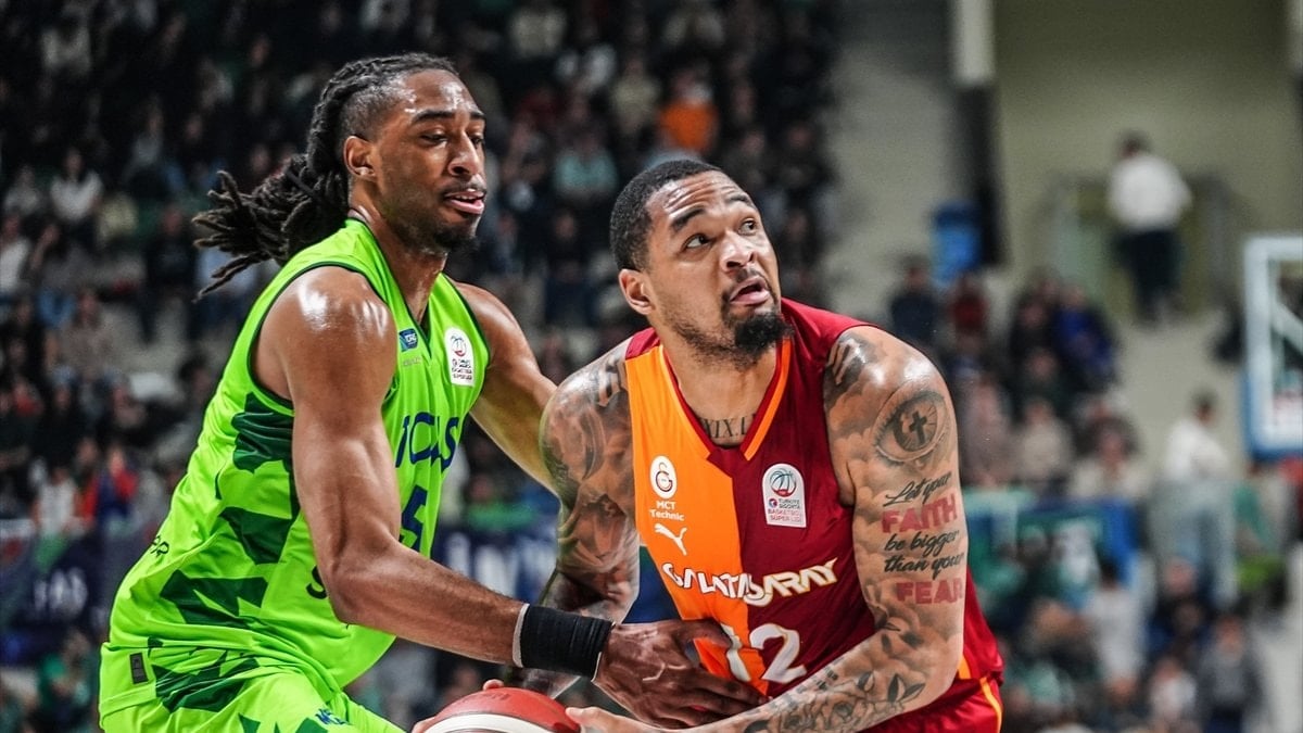 Türkiye Basketbol Süper Ligi'nin 17. haftasında Galatasaray, deplasmanda TOFAŞ'ı 91-78