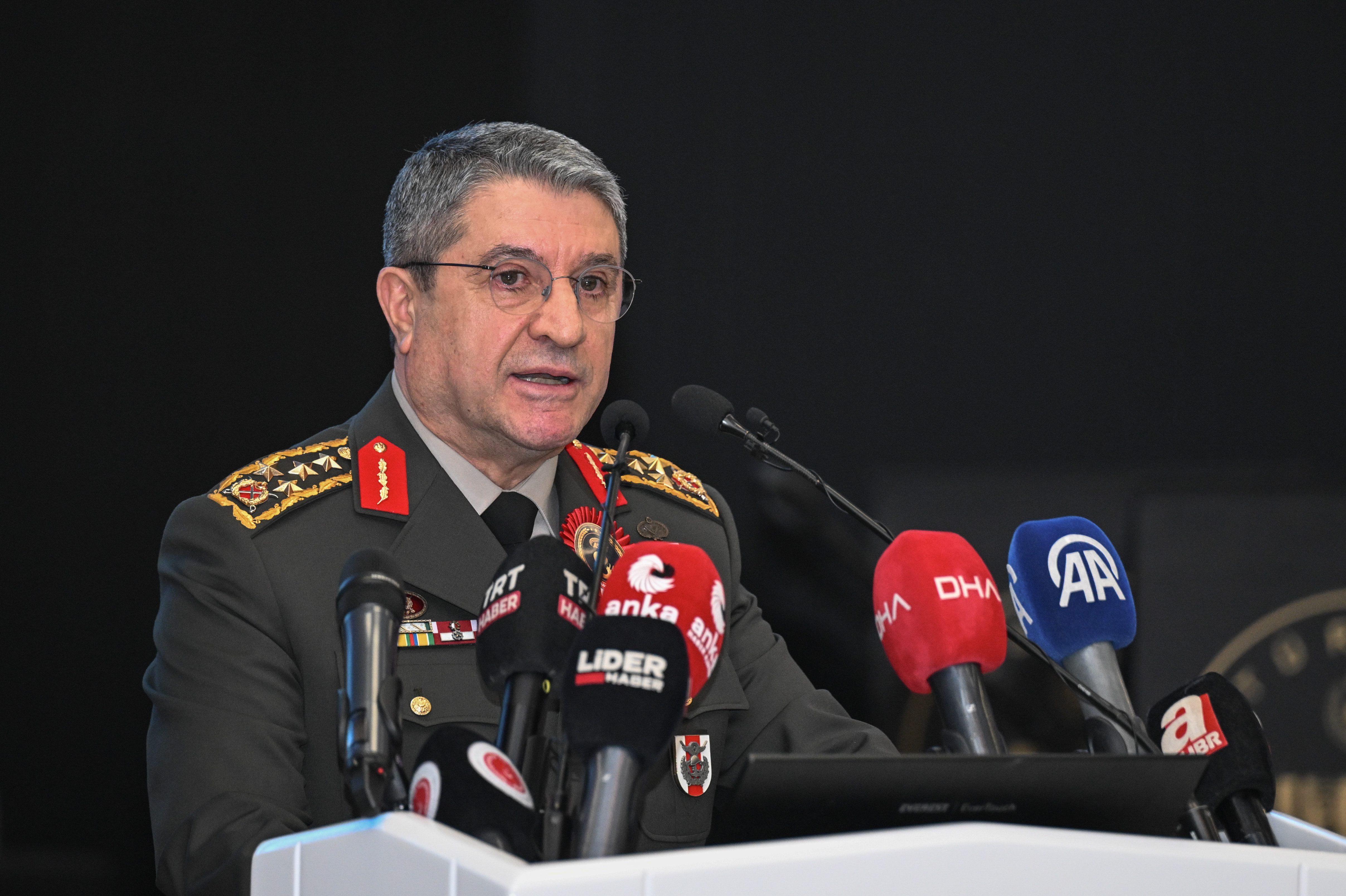 Genelkurmay Başkanı Orgeneral Bayraktaroğlu, ABD Merkez Kuvvetler Komutanı (CENTCOM) Oramiral