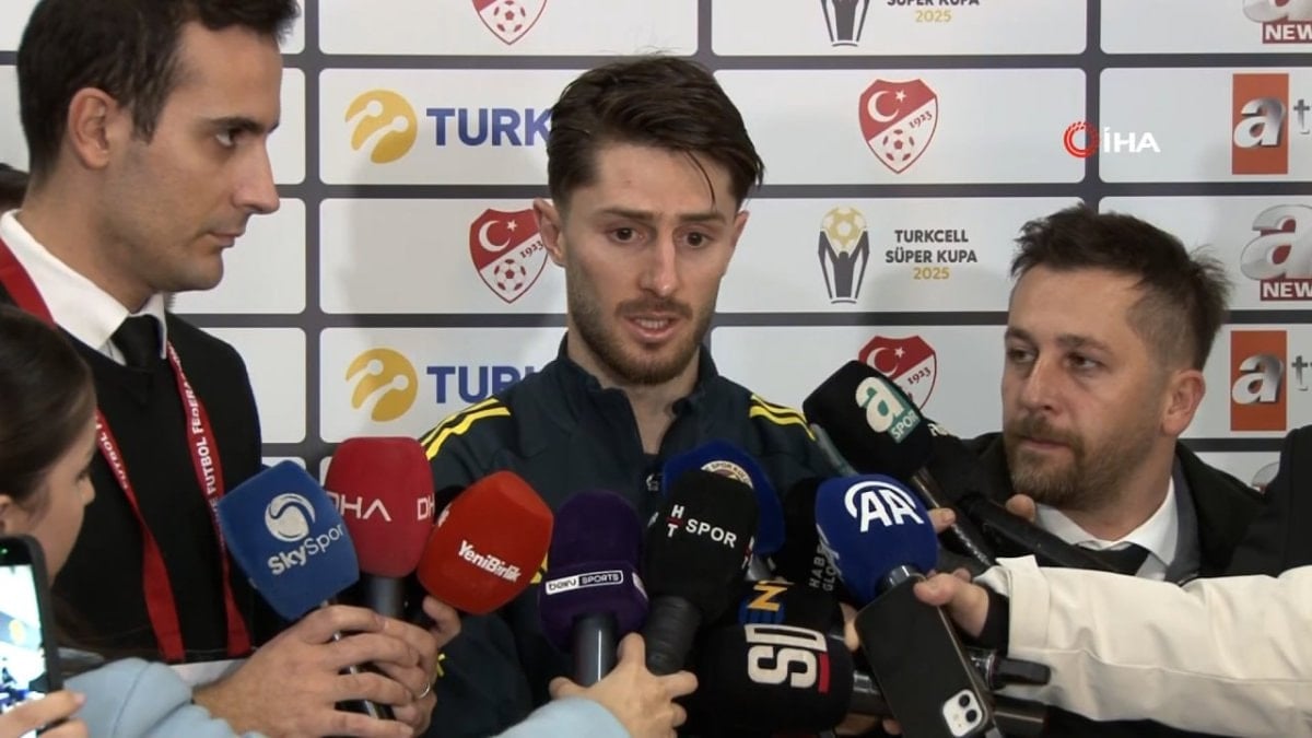 Süper Kupa finalinde Fenerbahçe, Atatürk Olimpiyat Stadyumu’nda Galatasaray’ı 2-0 mağlup