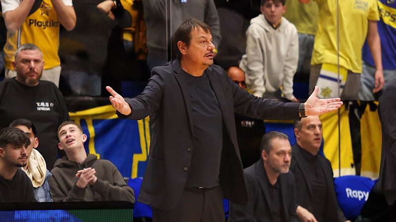 Türkiye Basketbol Federasyonu, İsrail'de küfürlü tezahüratlara maruz kalan başantrenör Ergin
