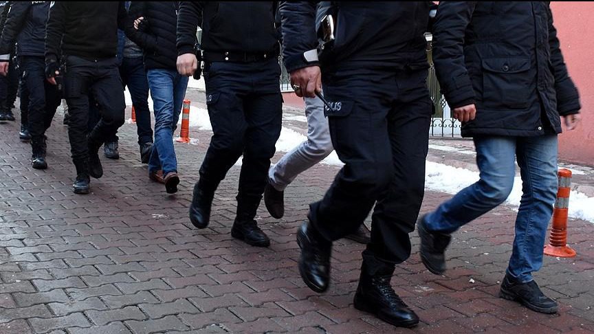 İstanbul'da bir iş yerine düzenlenen silahlı saldırıya ilişkin gözaltına alınan