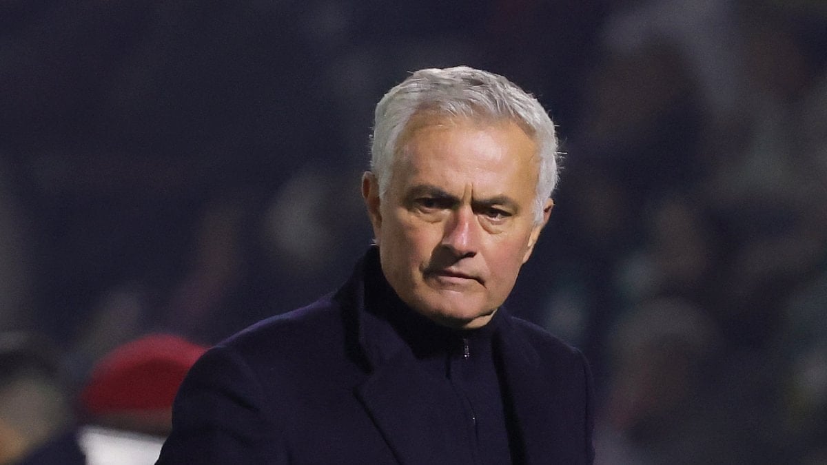 Benfica Teknik Direktörü Jose Mourinho, Rafa Silva'nın yeniden Benfica'ya transfer