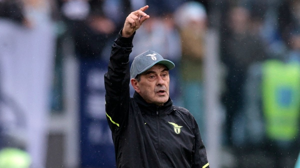 Lazio Teknik Direktörü Maurizio Sarri, Matteo Guendouzi'nin Fenerbahçe'ye satılmasına basın