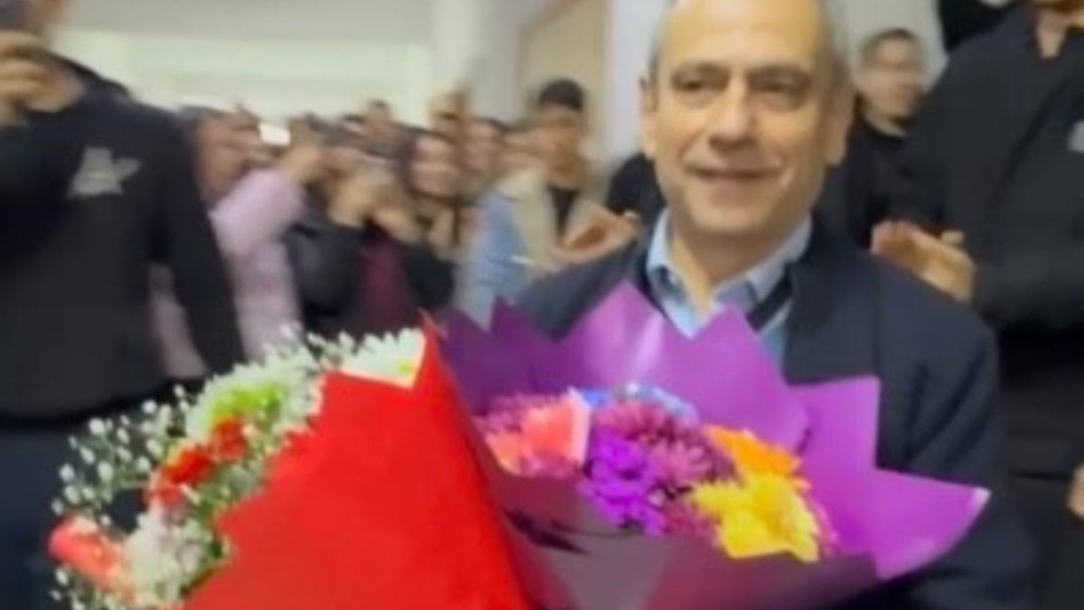 Osmaniye'de 40 yıllık öğretmenlik hayatına veda eden 65 yaşındaki edebiyat