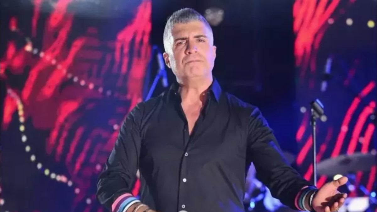 Şu sıralar sık sık imajıyla konuşulan Özcan Deniz, dün akşam