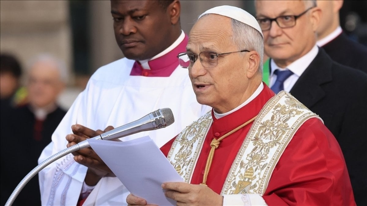 Papa 14. Leo, ABD yönetiminin askeri müdahalede bulunduğu Venezuela'da egemenliğin
