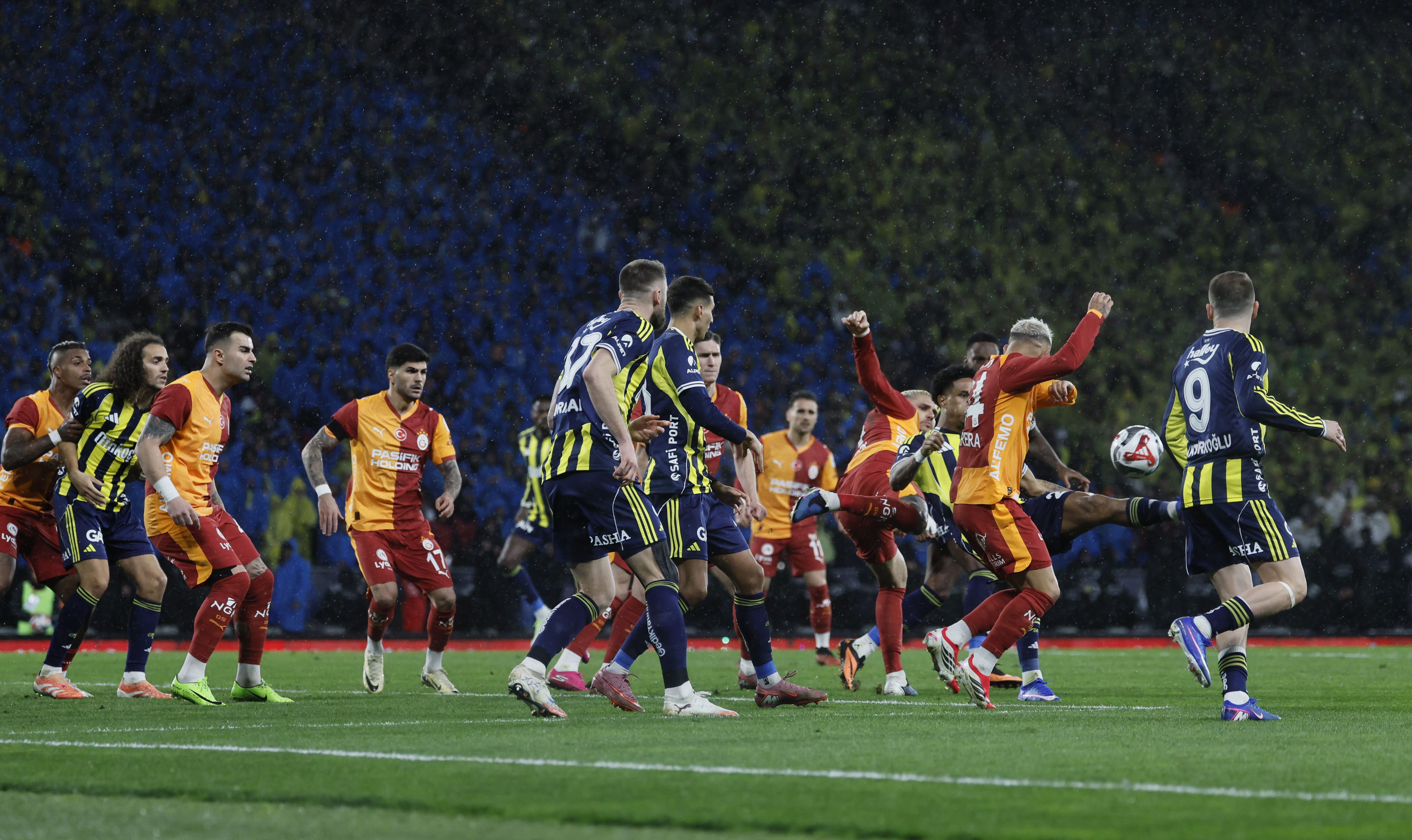 Süper Kupa finali sonrası PFDK'ya sevk edilen üç futbolcunun cezası