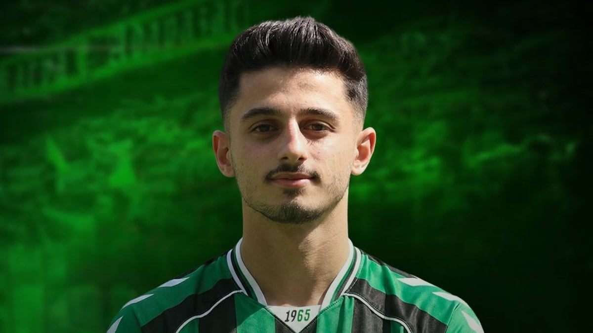 1. Lig'de mücadele eden Sakaryaspor, Serikspor'da oynayan Kerem Şen'i renklerine