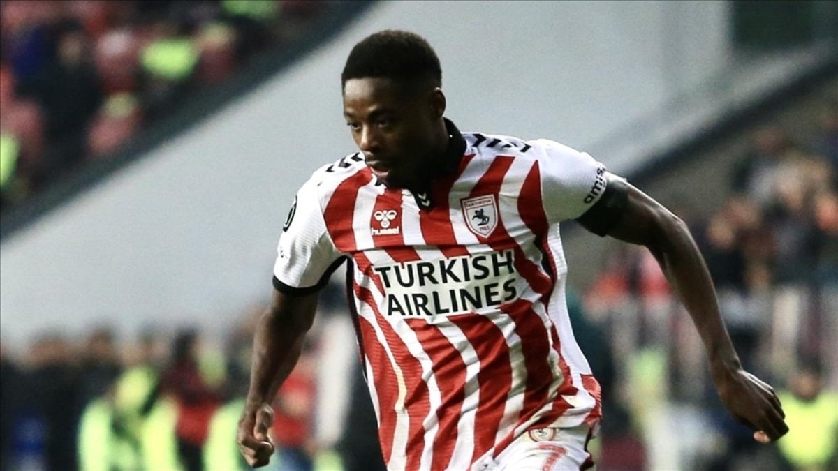 Samsunspor, Fenerbahçe'ye transfer olan Anthony Musaba'nın sözleşmesinin feshedildiğini açıkladı.