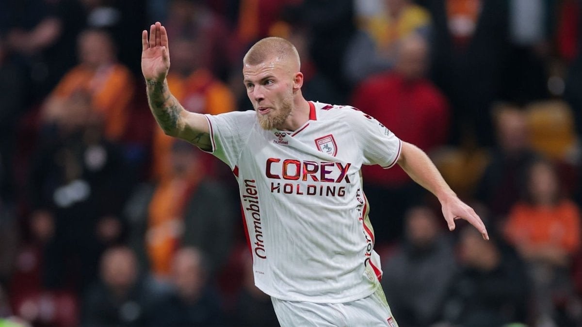 Samsunspor, Hollandalı savunmacı Rick van Drongelen'in sakatlığı nedeniyle Fenerbahçe maçının