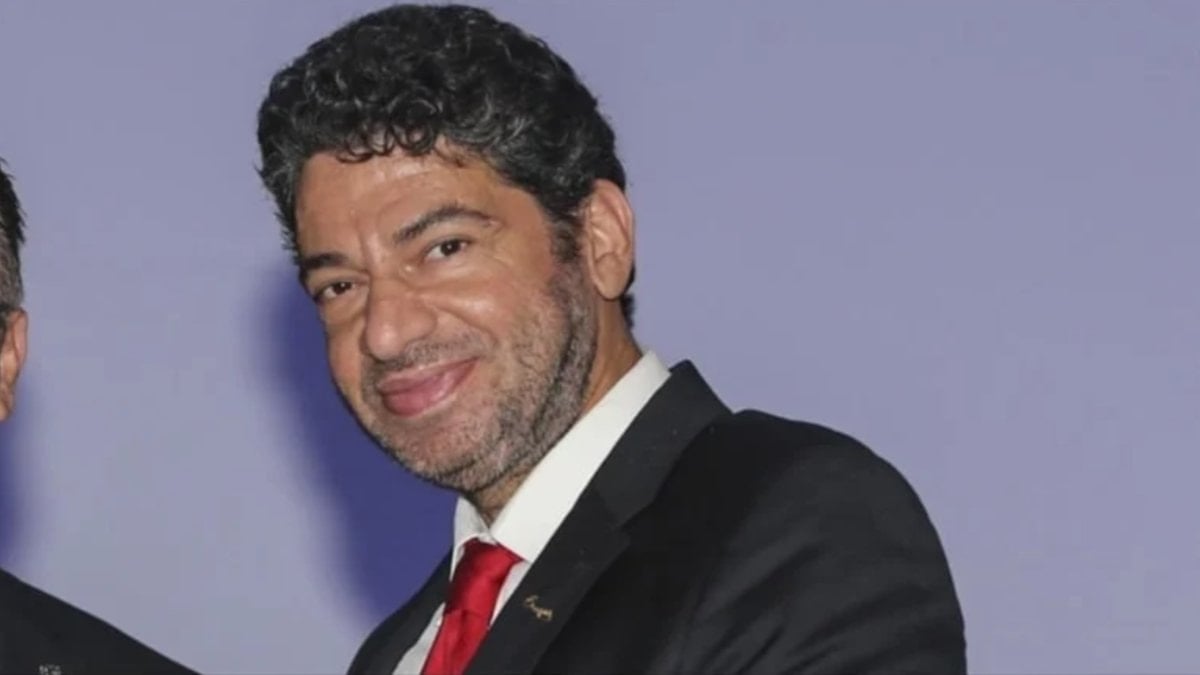 Kalp krizi geçirdiği öğrenilen Türk arabesk müziğinin güçlü sesi Hakan