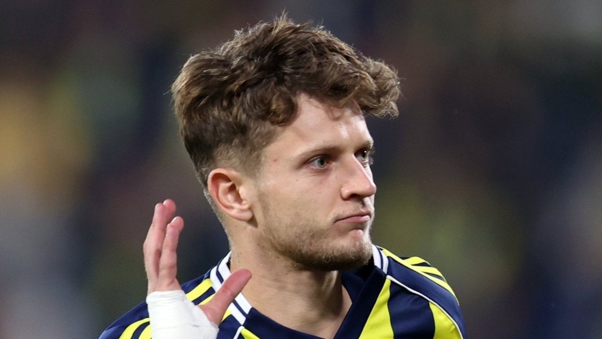 Fenerbahçe ve Rennes, Sebastian Szymanski'nin transferi için anlaşma sağladı. Polonyalı