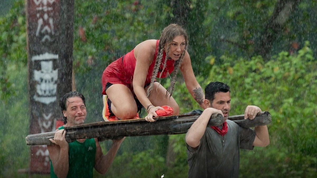 Survivor 2026'ya veda eden ilk isim Selen Görgüzel oldu. Ünlü