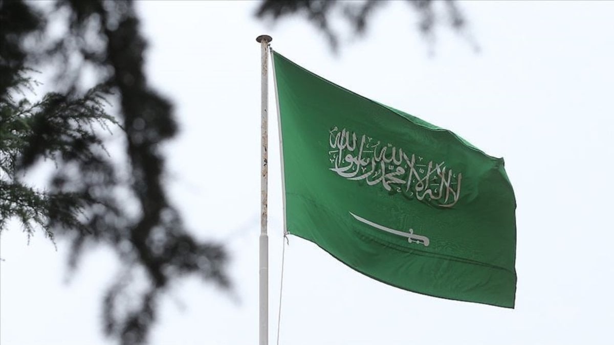 Suudi Arabistan’da ticari ürünlerin ambalajları üzerine Esmaü’l-Hüsna ve Allah lafzının