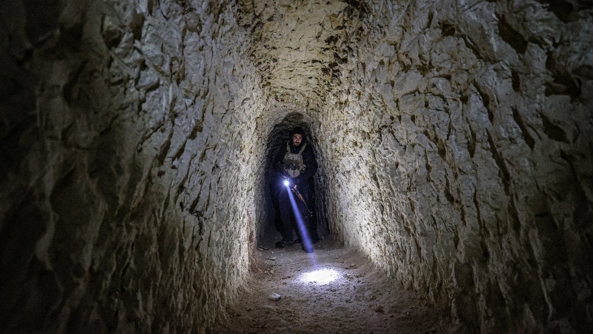 Suriye Ordusu'nun terör örgütü YPG/SDG'yi Halep'ten temizlemesinin ardından Şeyh Maksud