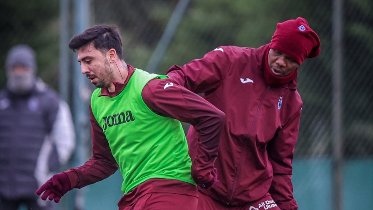 Fatih Tekke yönetimindeki Trabzonspor, Kasımpaşa ile oynayacağı lig maçına hazırlanıyor.