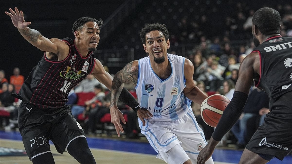 Türkiye Basketbol Süper Ligi'nin 15. haftasında Türk Telekom, ağırladığı Manisa