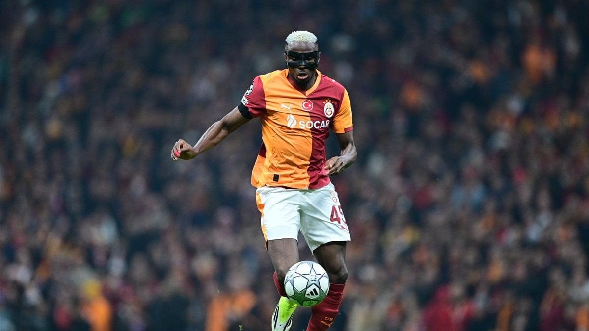 Galatasaray'ın Nijeryalı golcüsü Victor Osimhen, sarı-kırmızılı takımın transfer gündeminde bulunan