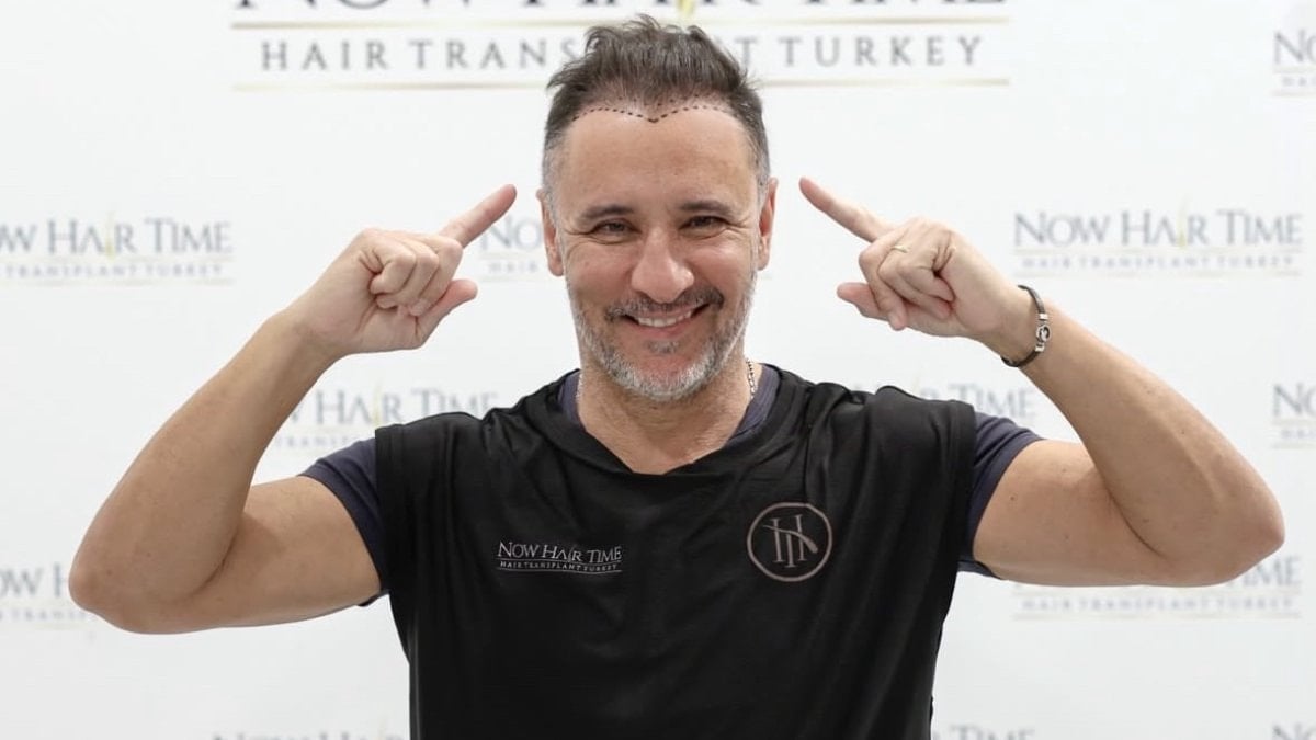 Fenerbahçe'nin eski çalıştırıcısı Vitor Pereira, saç ektirmek için İstanbul'a geldi.