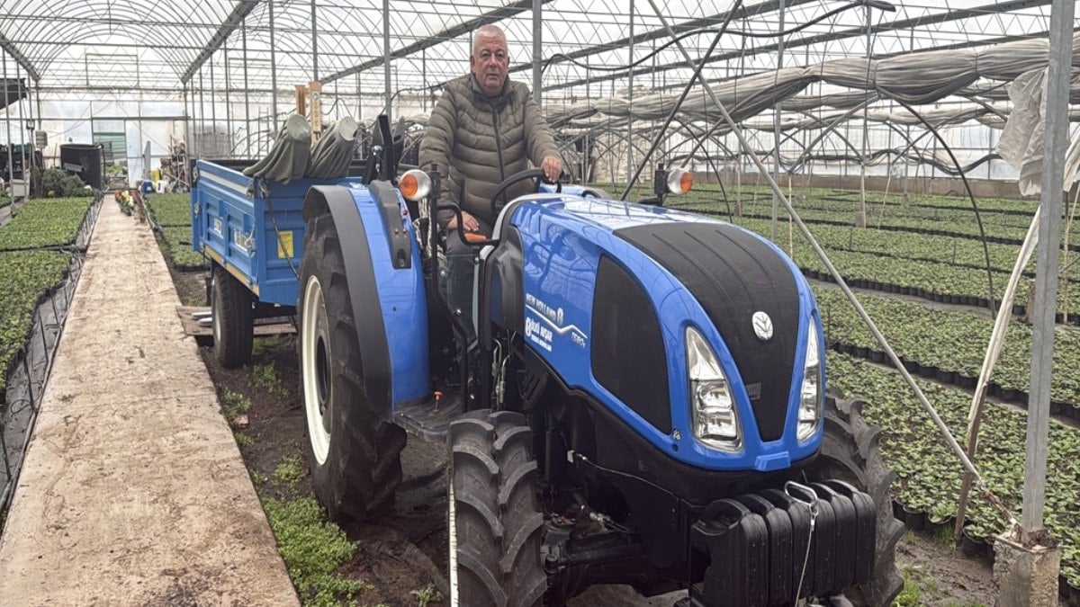 Serasında kullanmak üzere kamyonla getirdiği traktöre aylar sonra Yavuz Sultan