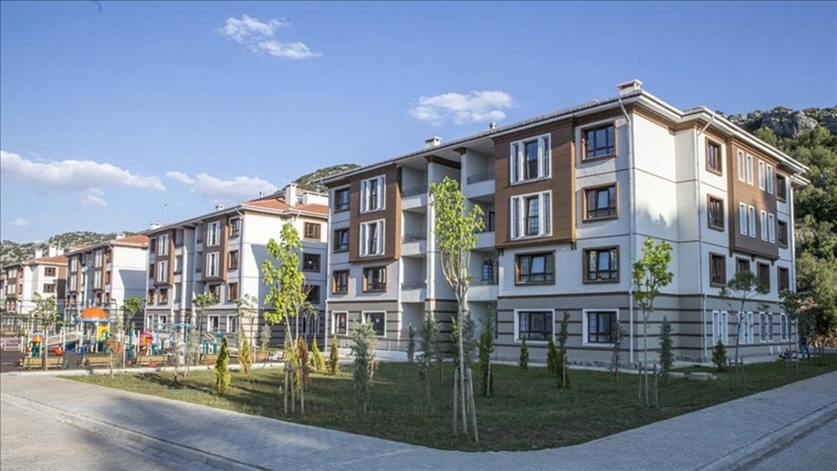 81 ilde hayata geçirilecek 500 bin sosyal konutun hak sahiplerini