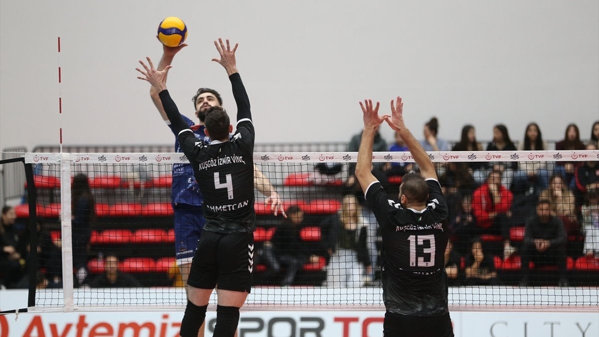 Voleybol Efeler Ligi'nin 17. haftasında Alanya Belediyespor, konuk ettiği Akkuş