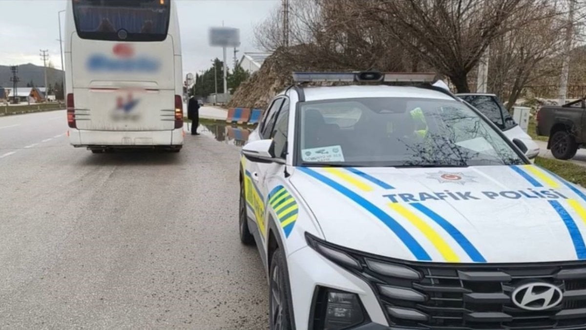 Antalya–Burdur kara yolunda 10 kişinin yaşamını yitirdiği kazanın ardından, aynı