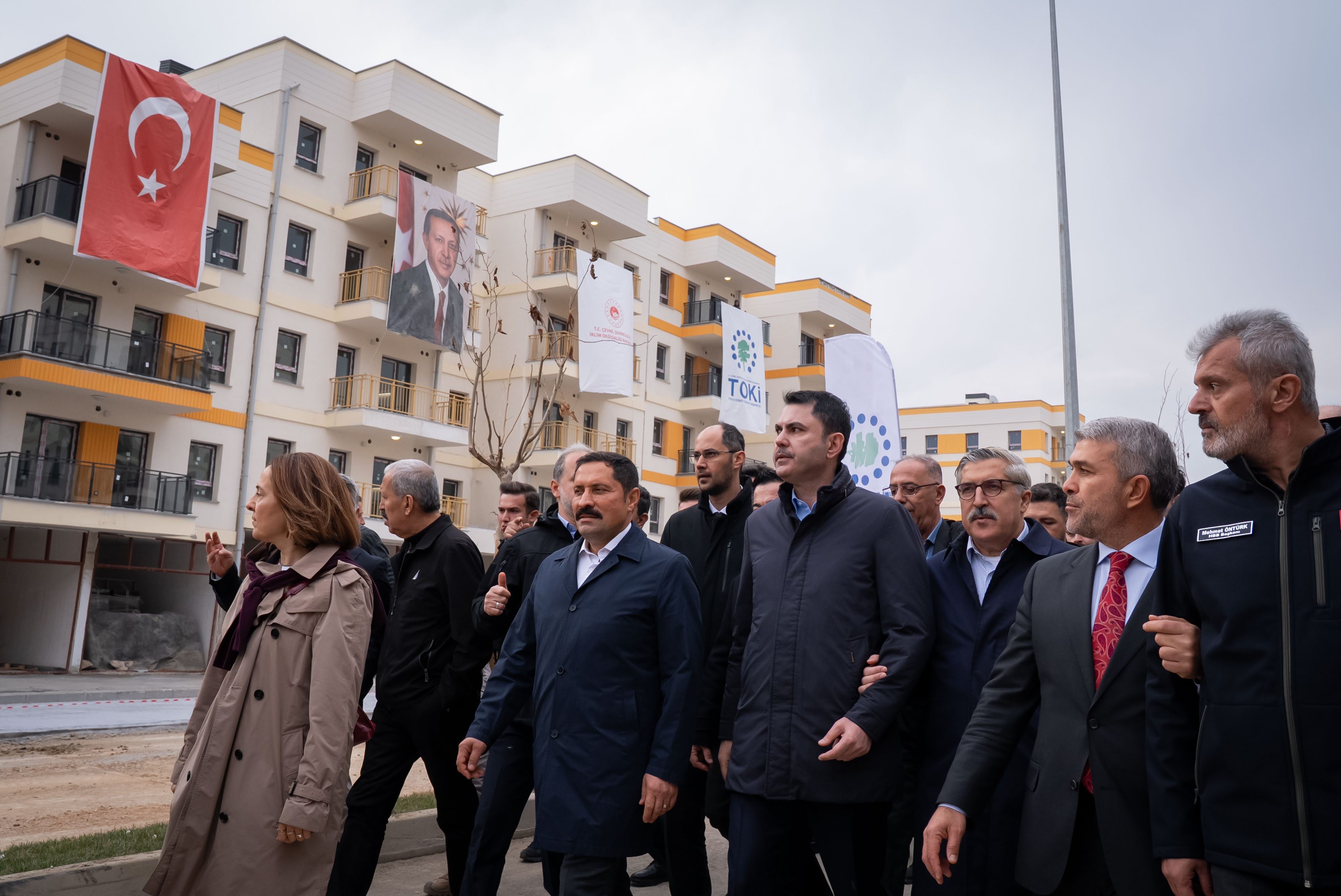 Asrın felaketinin vurduğu 11 ilde 3 bin 481 şantiyede gece