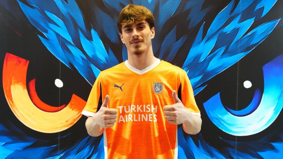 Başakşehir, Dinamo Tiflis'ten 17 yaşındaki sol bek Saba Kharebashvili'yi kadrosuna