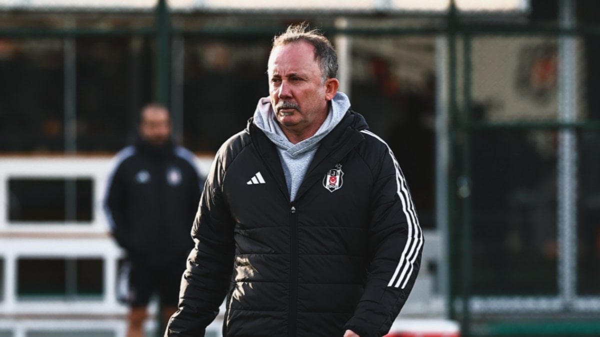 Sergen Yalçın yönetimindeki Beşiktaş, Başakşehir ile oynayacağı lig maçının hazırlıklarını