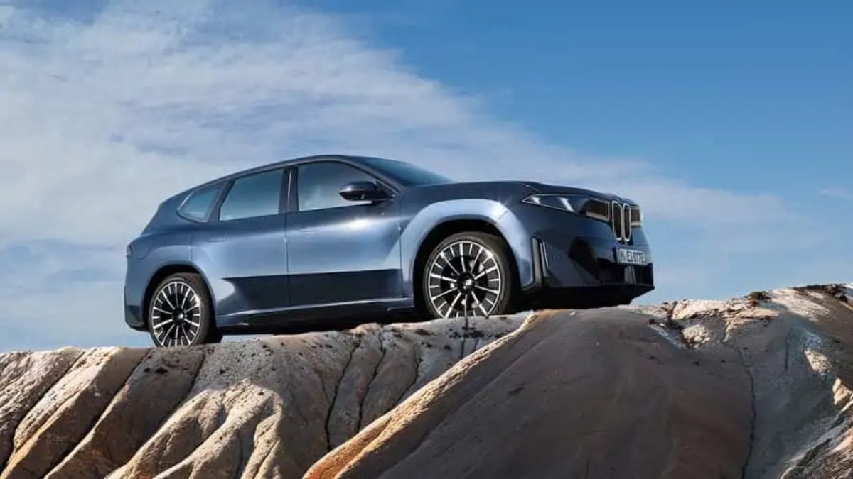 BMW, tepki çeken ısıtmalı koltuk aboneliğini iptal etse de gelişmiş