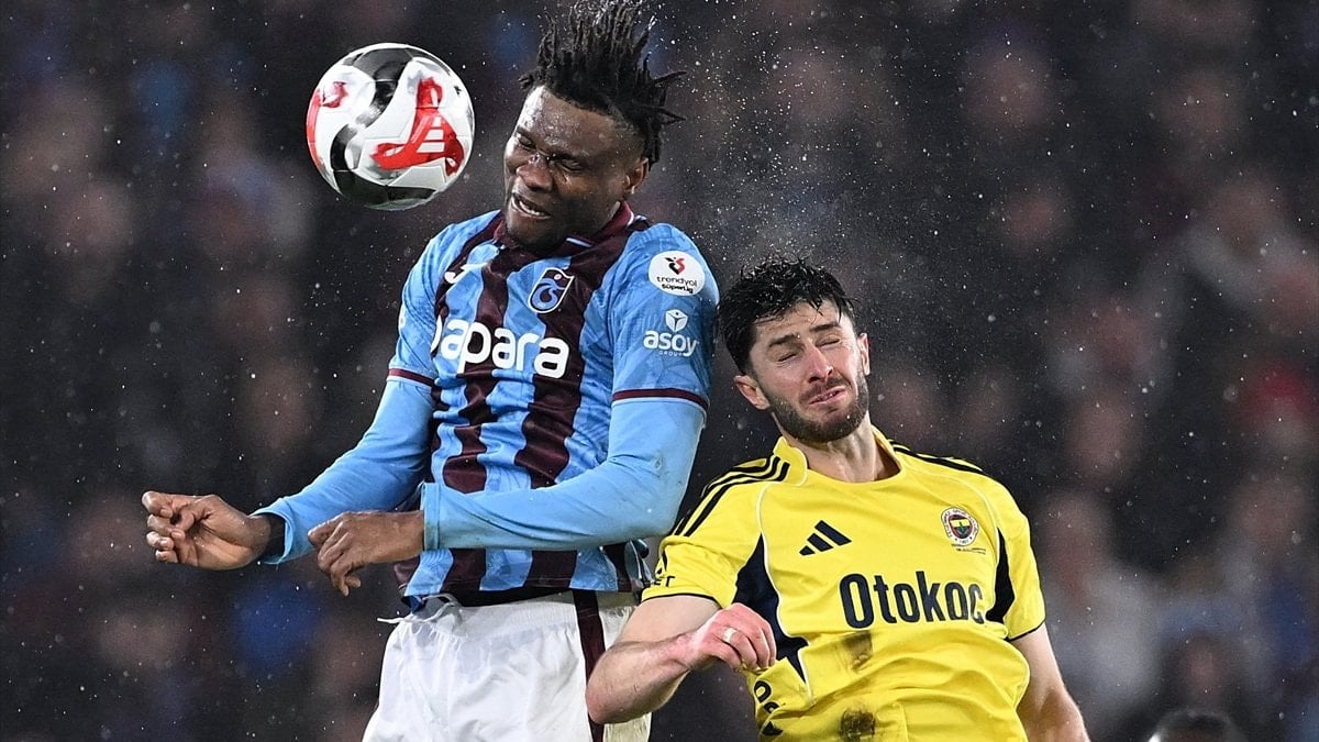 Trabzonsporlu Chibuike Nwaiwu, Fenerbahçe maçı sonrası görüşlerini dile getirdi.