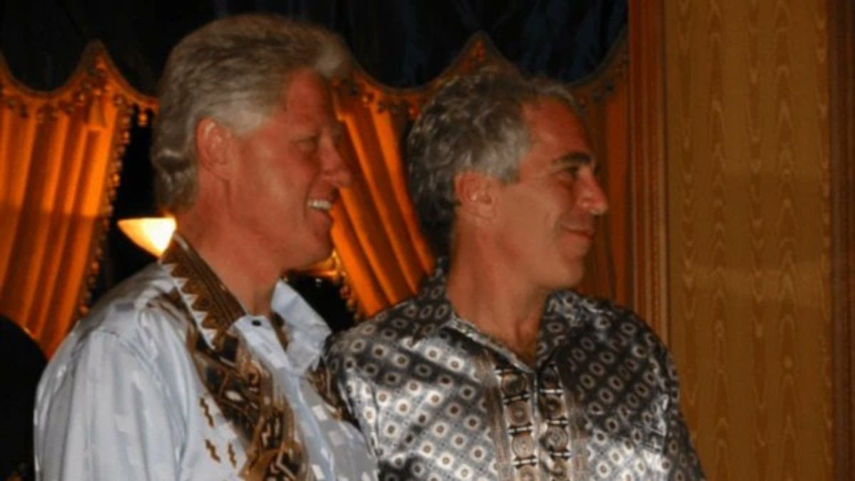 Jeffrey Epstein dosyalarından çarpıcı bir iddia daha ortaya çıktı. Kimliği