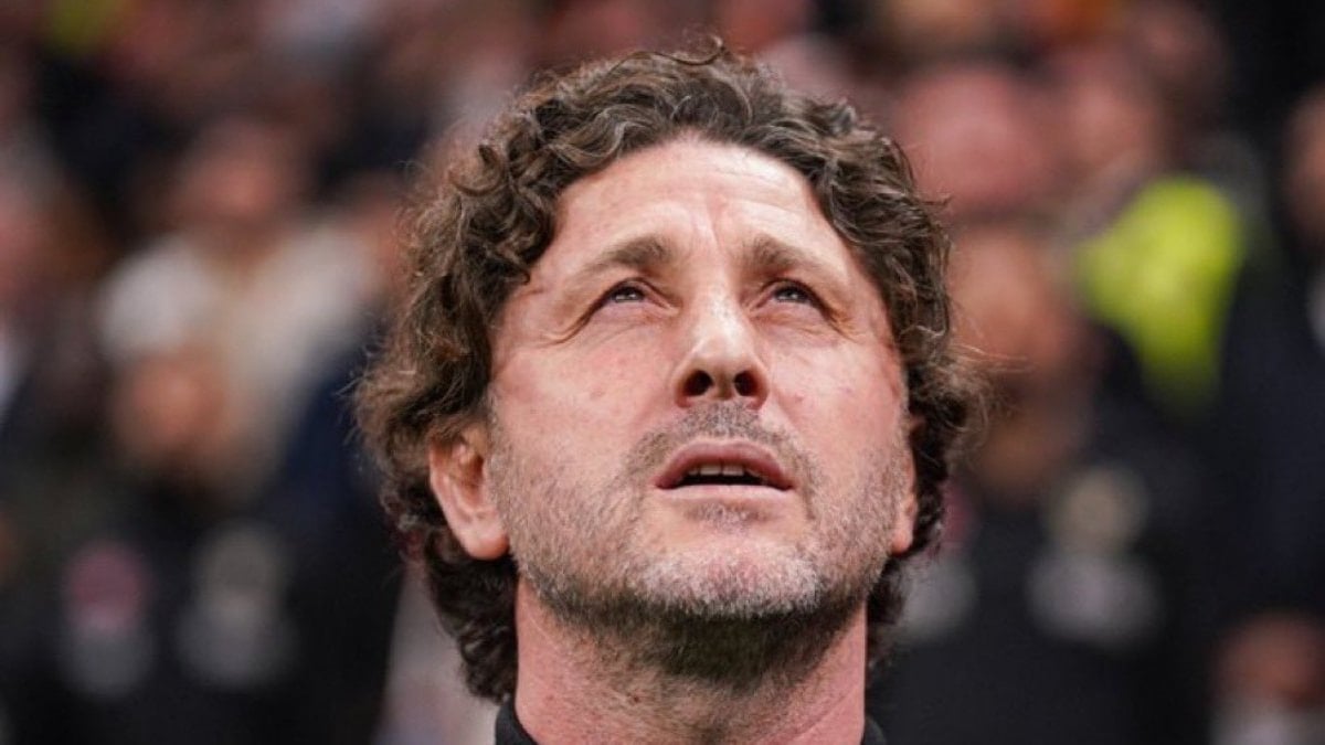 Trabzonspor Teknik Direktörü Fatih Tekke’nin eşi Müge Tekke, sosyal medya