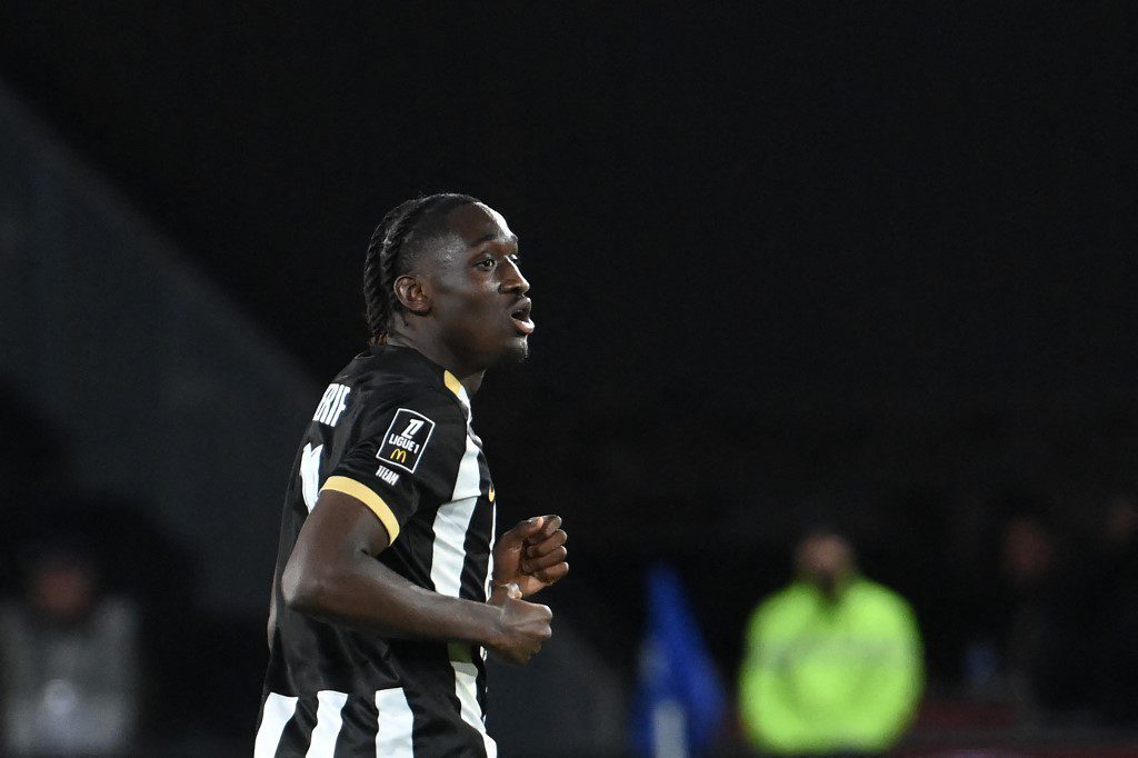 Fenerbahçe dördüncü transferini bitiriyor. Sarı lacivertlilerin 19'lük golcüsü Sidiki Cherif