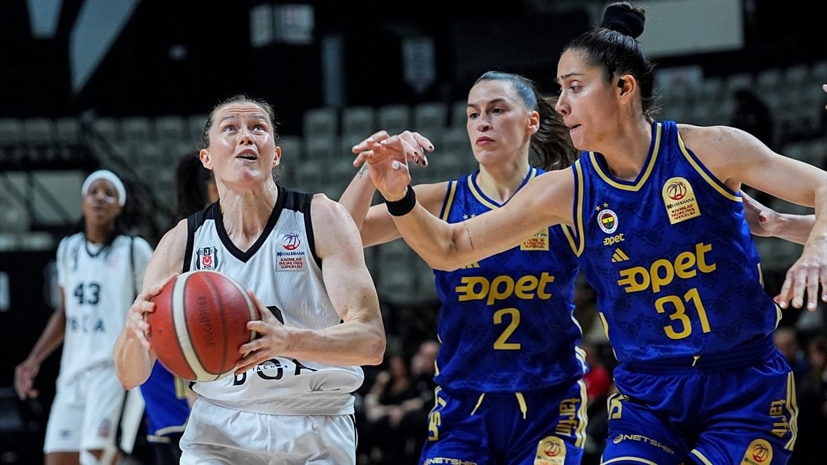 Fenerbahçe, Kadınlar Basketbol Süper Ligi'nin 19. haftasında deplasmanda Beşiktaş'ı 105-68'lik