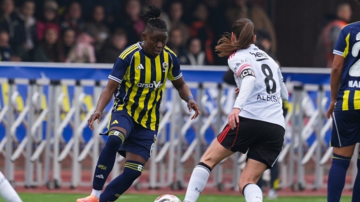 Fenerbahçe, Kadın Futbol Süper Ligi'nin 18. haftasında evinde ezeli rakibi