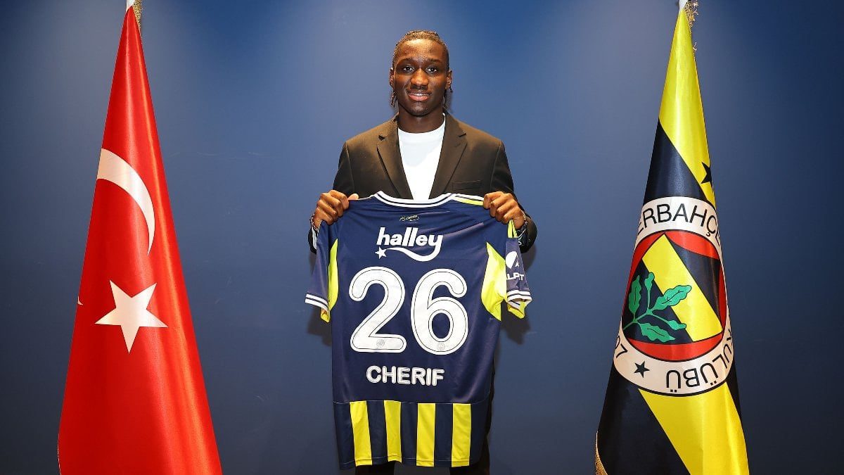 Fenerbahçe, 19 yaşındaki santrfor Sidiki Cherif’i satın alma opsiyonuyla 2025-2026