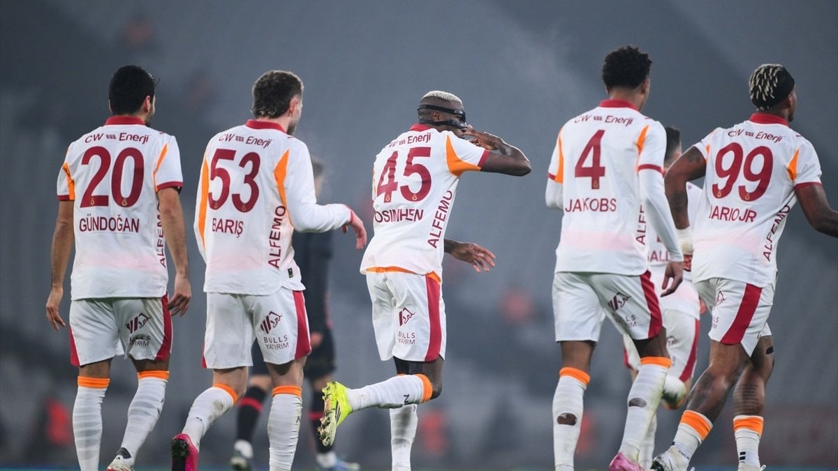 Galatasaray tekrar taraftarıyla buluşuyor. Geçen hafta ligde Karagümrük deplasmanına çıkan,