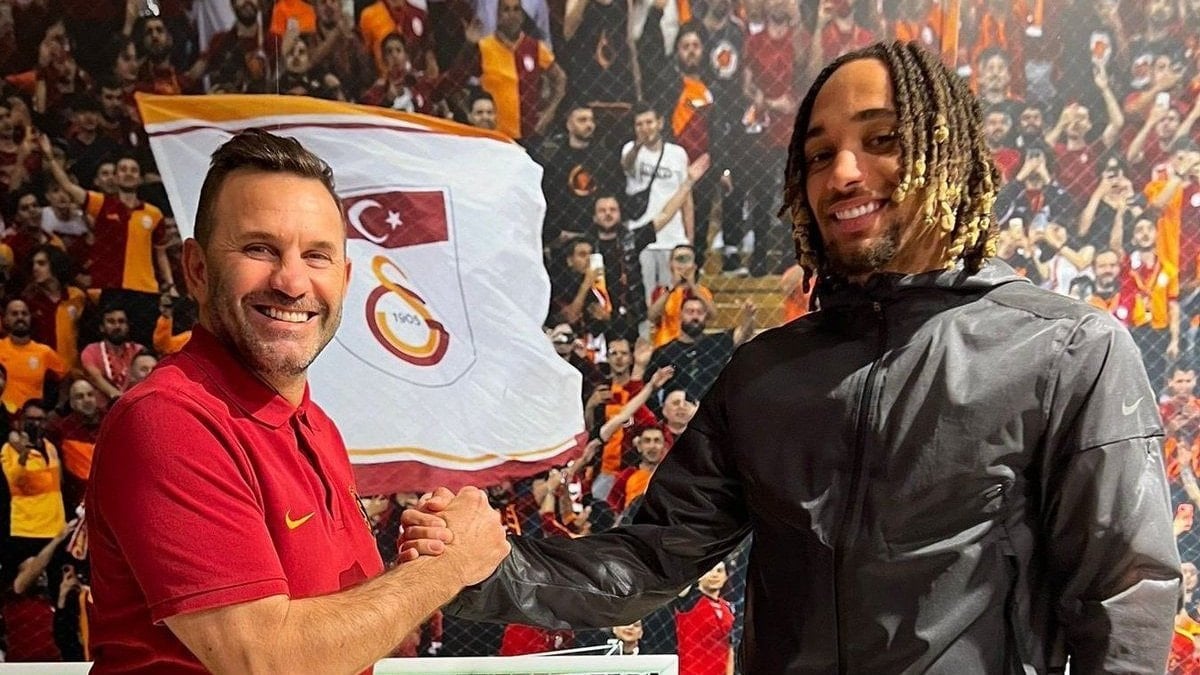 Galatasaray Teknik Direktörü Okan Buruk, İtalyan takımının etkili ismi Kenan