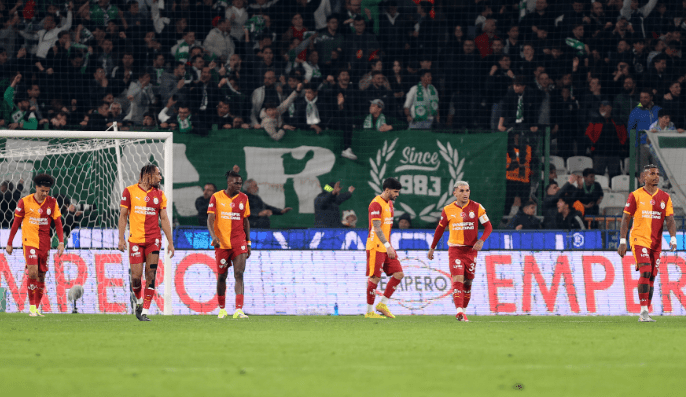 Günün spor sayfalarında, spor gündeminden en yeni gelişmeler ve transfer