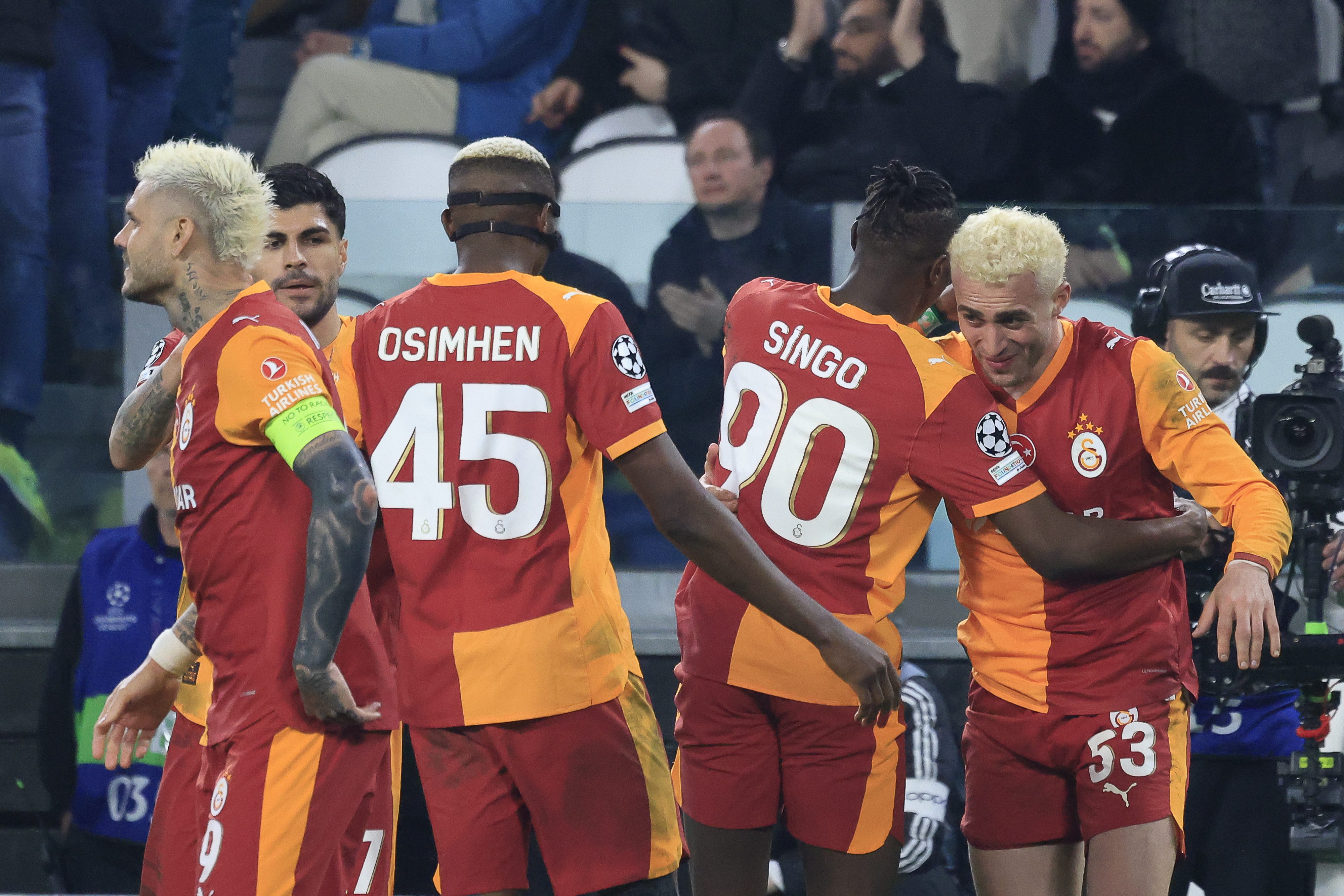 Günün spor sayfalarında, spor gündeminden en yeni gelişmeler ve transfer